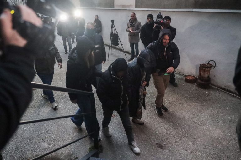 ΟΠΕΚΕΠΕ σε δικαστικό σεισμό: Ποινική δίωξη της Ευρωπαίας εισαγγελέα σε 16 συλληφθέντες για βαριά κακουργήματα