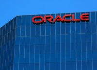 Oracle: Η «φούσκα» του $300 δισ. στοίχημα με OpenAI – Ρίσκο ή επανάσταση για την AI υποδομή;