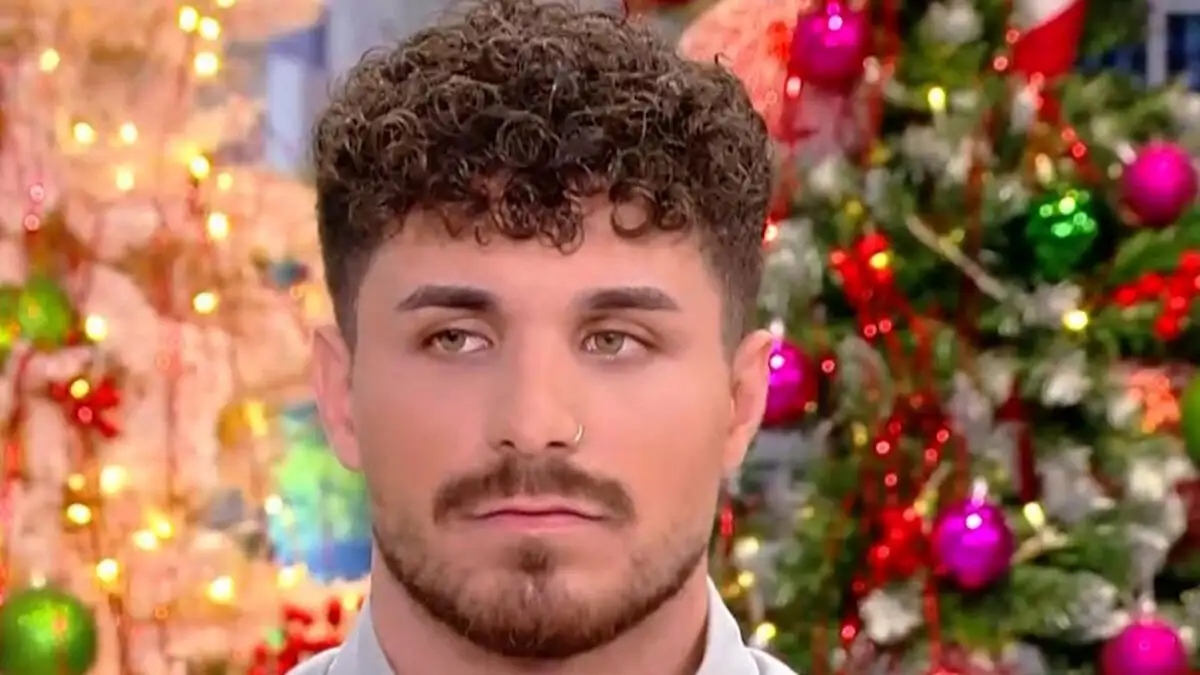 Ξέσπασε σε κλάματα on air ο Στέφανος Παπαδόπουλος – «Να με κοιτάξει στα μάτια ο Γιώργος Μαζωνάκης»