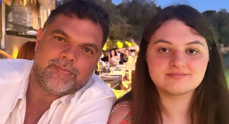 Παπανικολάου για την κόρη του: Μας είχαν πει ότι μπορεί να μη μιλούσε ποτέ κανονικά,σήμερα μιλάει 3 γλώσσες