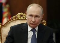 Η Ρωσία σκληραίνει στάση στις συνομιλίες μετά την «επίθεση» — Διεθνής ανησυχία για την ειρήνη