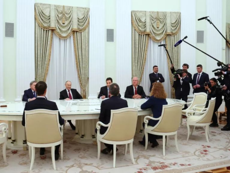 Ολοκληρώθηκαν οι συνομιλίες Πούτιν–Γουίτκοφ: «Δεν έχει βρεθεί ακόμη συμβιβαστική λύση για το εδαφικό ζήτημα»