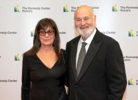 Συνελήφθη ο γιος του Ρομπ Ράινερ, Νικ, για τη δολοφονία των γονιών του