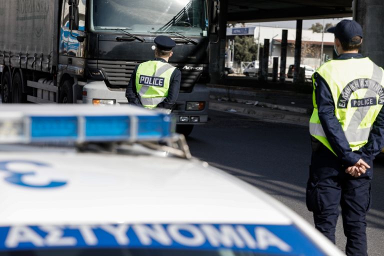 Σαρωτικοί έλεγχοι αλκοτέστ στην Αθήνα την Παραμονή Χριστουγέννων – Μόλις 8 θετικά σε 2.000 ελέγχους