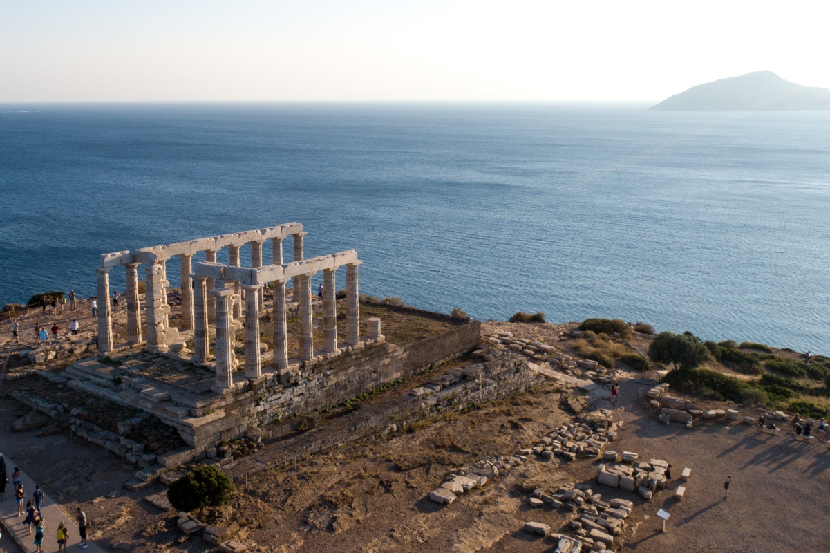 National Geographic: Σούνιο–Ο Ναός του Ποσειδώνα ανάμεσα στα 8 μέρη που αγάπησαν οι ταξιδιώτες το 2025