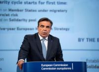 Μεταναστευτικό 2026: Σφίγγει το πλαίσιο ασύλου – Ταμείο αλληλεγγύης €420 εκατ. για Ελλάδα & χώρες πίεσης