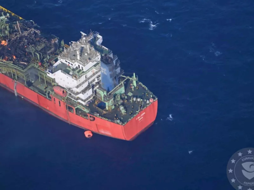 Το Ιράν κατάσχεσε ξένο πετρελαιοφόρο στον Κόλπο του Ομάν – Υπό κράτηση τα 18 μέλη του πληρώματος