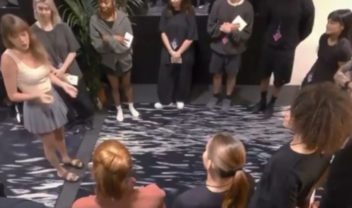 Taylor Swift: Έδωσε μπόνους 197 εκατομμυρίων δολαρίων στους συνεργάτες της κι εκείνοι “λύγισαν” από συγκίνηση