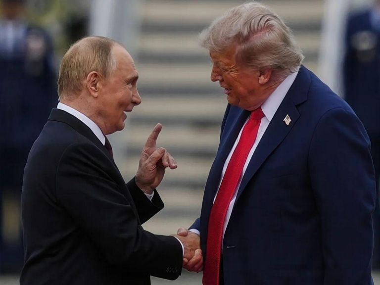 Σχέδιο Τραμπ για Ουκρανία: Ρωσική Ενέργεια, Αμερικανικές Επενδύσεις και Παγωμένα Περιουσιακά Στοιχεία