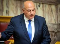 «Ελάτε να μιλήσουμε… τώρα»: Ο Τσιάρας καλεί σε διάλογο, οι αγρότες μιλούν για αδιέξοδο και εμπαιγμό