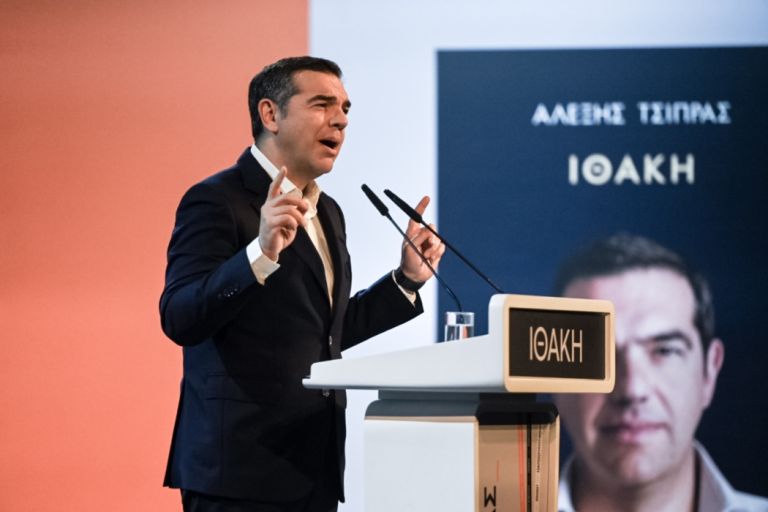 Τσίπρας σε φοιτητές: Τρομακτική η κρίση εμπιστοσύνης, χρειάζεται νέος πατριωτισμός ευθύνης