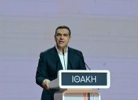 Ο Τσίπρας ανοίγει δρόμο για νέο φορέα: «Μπιγκ μπανγκ» στην Κεντροαριστερά και κάλεσμα σε πολιτική εγρήγορση