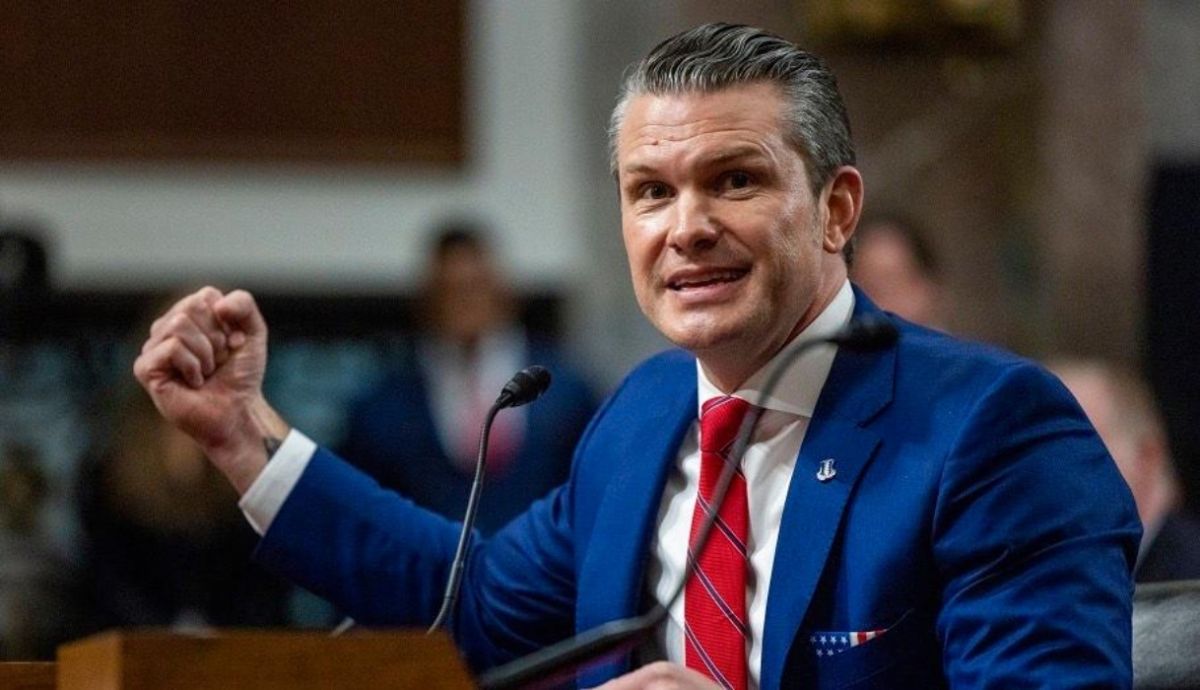 Politico — «Τέλος στον αμερικανικό ουτοπικό ιδεαλισμό»: Ο Χέγκσεθ παρουσιάζει τη στρατηγική Τραμπ
