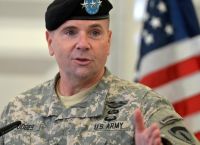 «Καμπανάκι Χότζες: Η Ουάσινγκτον παίζει business με τη Μόσχα — η Ευρώπη εκτός παιχνιδιού»