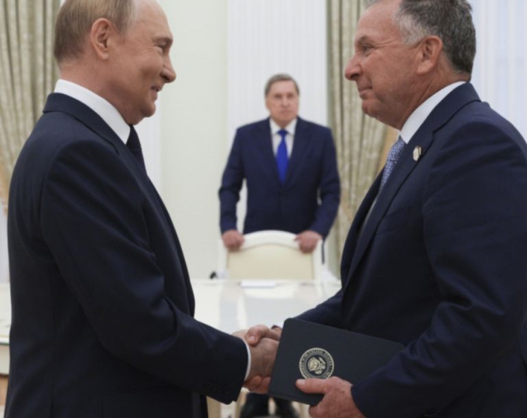 Σκληρό παζάρι για την Ουκρανία: Τι ζητά ο Πούτιν, πού «κολλά» το σχέδιο 20 σημείων και οι αμερικανικοί φόβοι