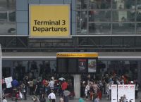 Συναγερμός στο αεροδρόμιο Χίθροου: Ένοπλοι αστυνομικοί στο σημείο – Τουλάχιστον δύο συλλήψεις
