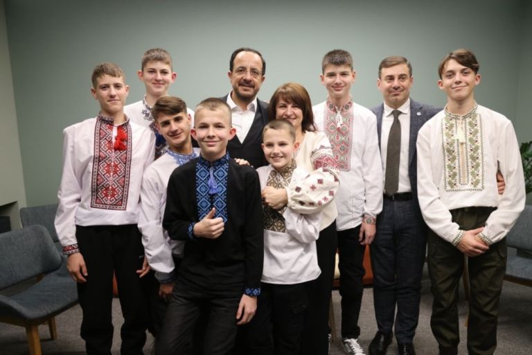 Νίκος Χριστοδουλίδης: Οι δραματικές ιστορίες απαχθέντων παιδιών στην Ουκρανία που τον λύγισαν