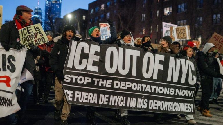 ΗΠΑ: Μαζικές διαδηλώσεις σε 46 Πολιτείες και παναμερικανική αποχή μαθητών κατά της ICE
