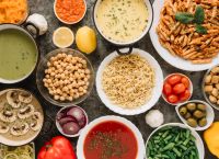 Από τα σκουπίδια στο fine dining: Πώς οι σεφ μετατρέπουν τα υπολείμματα σε μενού των 160 δολαρίων