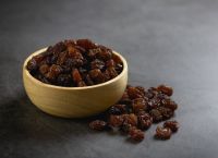 Ελληνική Σταφίδα: Ο «Μαύρος Χρυσός» που Έθρεψε Γενιές – Ιστορία, Διατροφική Αξία και Προκλήσεις Σήμερα