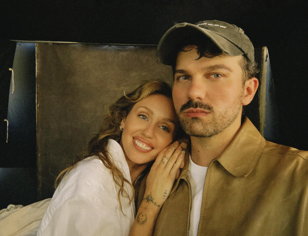 Szilveszter Makó: Ο Ουγγρικής καταγωγής φωτογράφος που μαγεύει το Instagram με την Elle Fanning