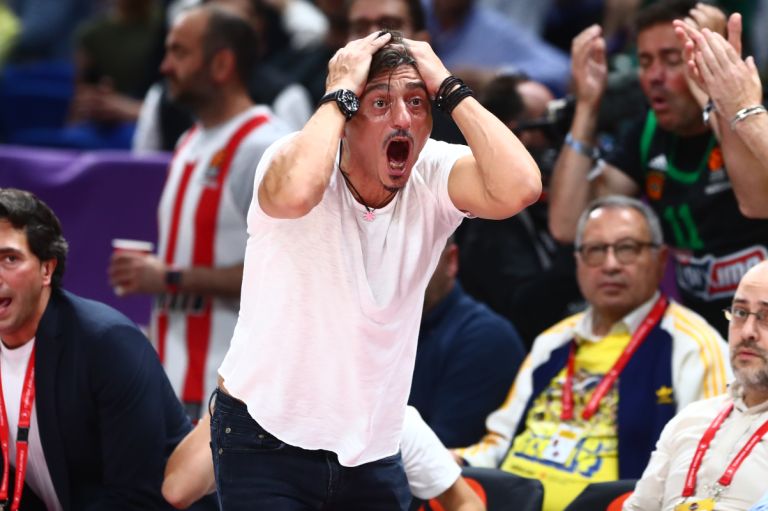 Γιαννακόπουλος “εξερράγη” στο Instagram: «Βαράτε ρε, βαράτε – Δεν σπάμε!»