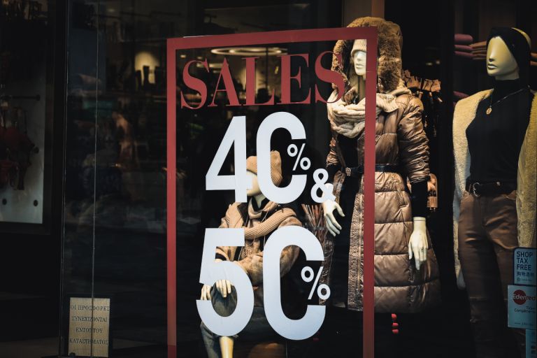 Χειμερινές Εκπτώσεις 2026: Ξεκινούν σήμερα Δευτέρα 12 Ιανουαρίου