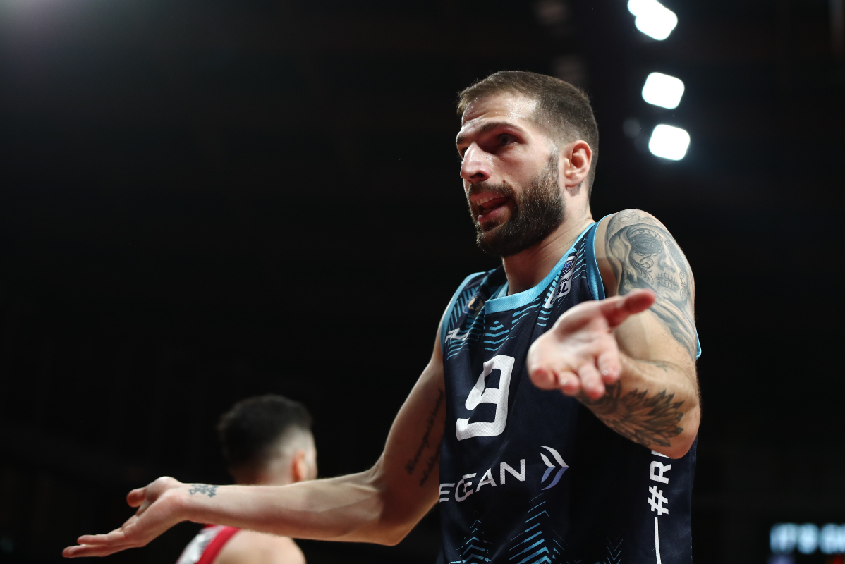 Πετρόπουλος: «Ουδέποτε υπονόησα εμπλοκή του Ολυμπιακού» – Νέο story μετά το σοκ των «κομμένων φρένων» [pic]