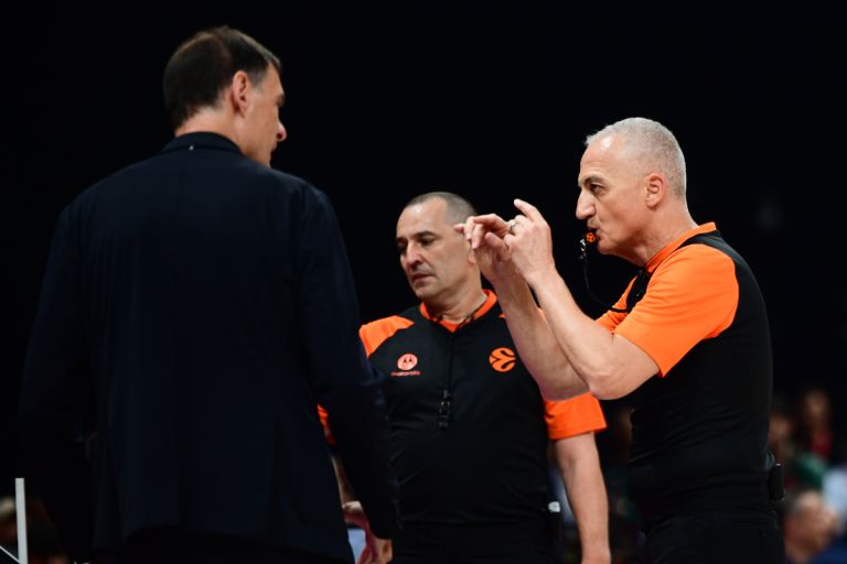 Ολυμπιακός – Μακάμπι Τελ Αβίβ: Οι διαιτητές που θα σφυρίξουν το κρίσιμο ματς στο ΣΕΦ