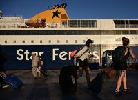 Εκπτώσεις σε ακτοπλοϊκά και αεροπορικά εισιτήρια για αναπληρωτές εκπαιδευτικούς