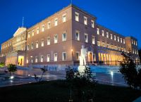 Γραφείο Προϋπολογισμού: Τέλος στην εποχή των «δώρων» από υπερπλεονάσματα