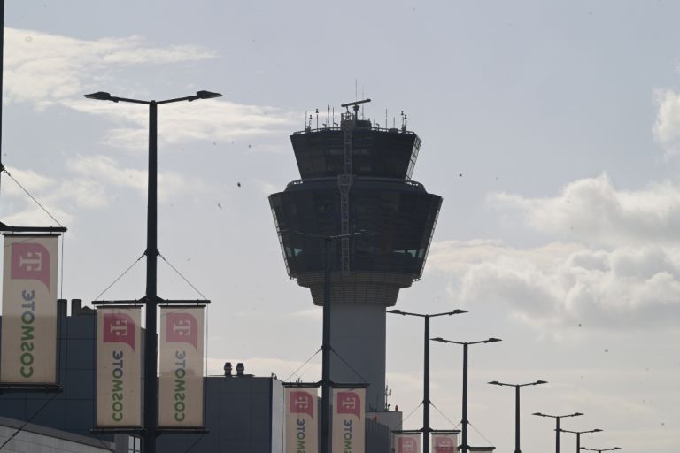 Υπ. Υποδομών: Επτά βήματα για την πλήρη αναβάθμιση της ελληνικής αεροναυτιλίας