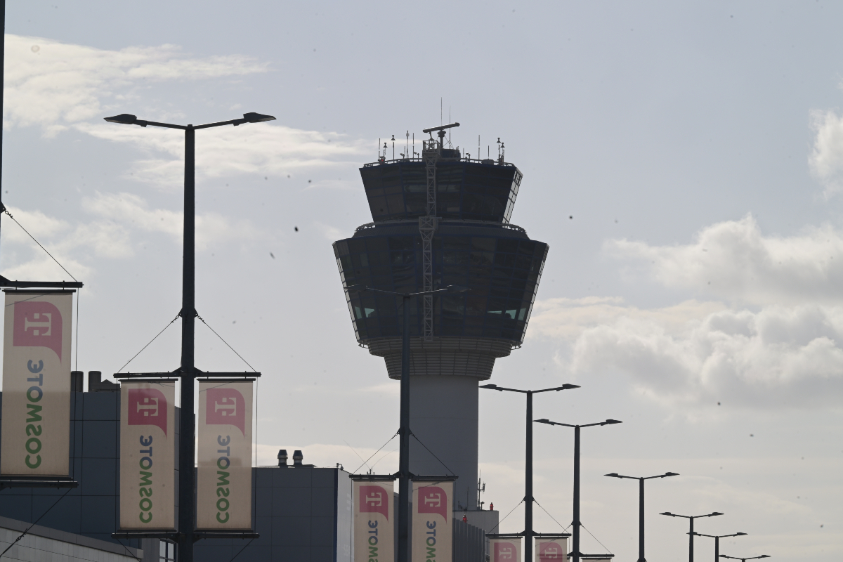 Υπ. Υποδομών: Επτά βήματα για την πλήρη αναβάθμιση της ελληνικής αεροναυτιλίας