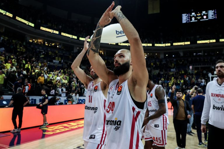 Φενέρμπαχτσε – Ολυμπιακός 88-80: Λύγισε στο φινάλε η ελληνική ομάδα στην Κωνσταντινούπολη!