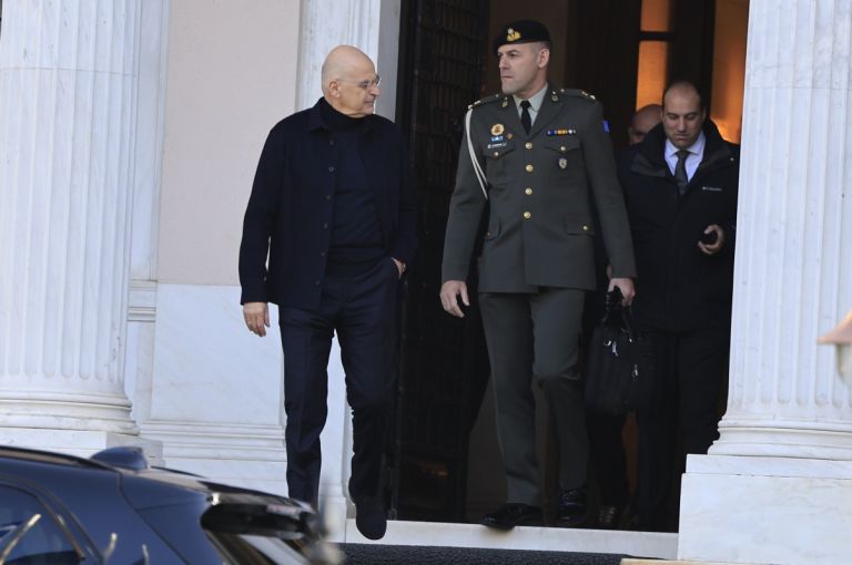 Έκτακτες κρίσεις σε Στρατό Ξηράς, Αεροπορία, Ναυτικό: Προαγωγές και αποστρατείες – Όλα τα ονόματα