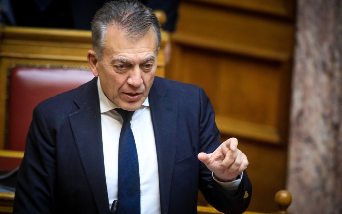 Βρούτσης για το δυστύχημα οπαδών του ΠΑΟΚ: Θα στηρίξουμε τη διακοπή αθλητικών δραστηριοτήτων