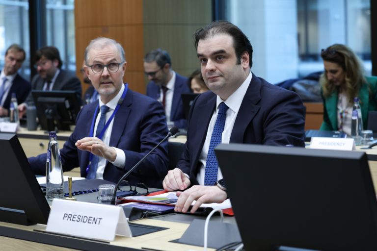 Pierrakakis: European Unity Is a Shield in Geopolitical Instability, Sets Tone Ahead of Eurogroup