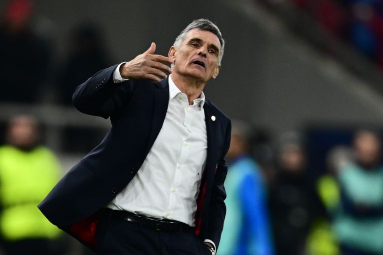 Ολυμπιακός – Βόλος: Ο μεγάλος πονοκέφαλος του Μεντιλίμπαρ στα εξτρέμ