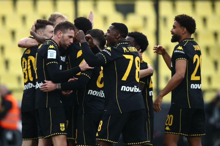 Άρης – Λεβαδειακός: Ο πεσμένος Μορόν «κλέβει» το γκολ και στέλνει τους «κίτρινους» στα αποδυτήρια με 1-0