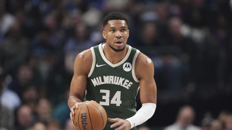 Νάγκετς – Μπακς 108-104: Ο Αντετοκούνμπο θωρηκτό, αλλά το Μιλγουόκι δεν βρήκε το μεγάλο σουτ στο Ντένβερ