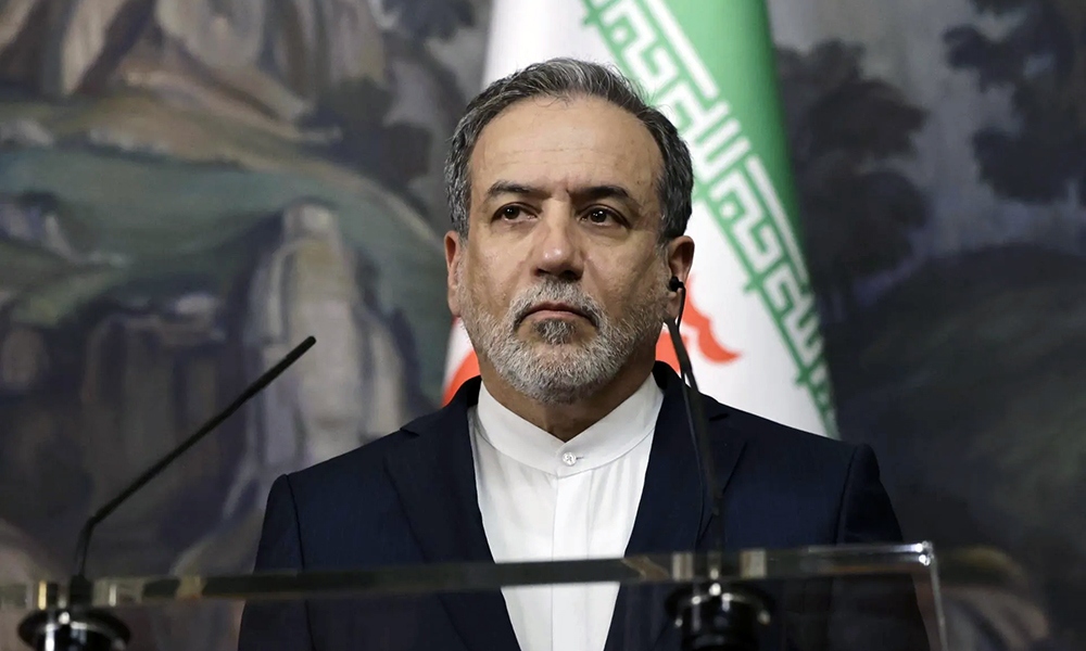 Το Ιράν με “δάχτυλο στη σκανδάλη”: Πόλεμος ή διπλωματία υπό στρατιωτικές απειλές