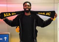 ΑΕΚ: Ο Κισόν Φίζελ προσγειώθηκε στην Αθήνα – Ο νέος σέντερ «5» είναι εδώ για τα κιτρινόμαυρα