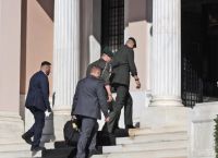 ΚΥΣΕΑ με φόντο παρασκηνιακές μάχες: Οι κρίσεις ηγεσίας και η πολιτική πίεση στο Μαξίμου