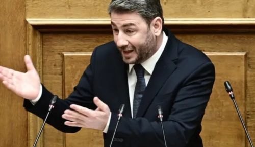 Ανδρουλάκης στη Βουλή: Η ΝΔ φέρει πλήρη ευθύνη, ΠΑΣΟΚ καταψηφίζει και υπερασπίζεται τα εργασιακά