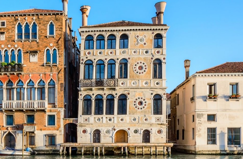 «Καταραμένο» Παλάτσο Ca’ Dario στη Βενετία: Πωλείται για 20 εκατ. ευρώ – Ιστορίες φρίκης και θρύλοι αιώνων