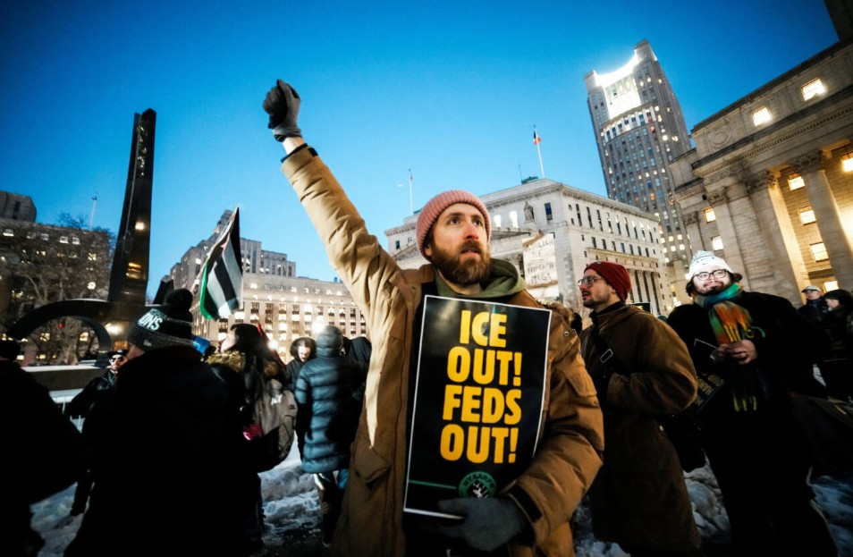 Η πρώτη ήττα; Ο Τραμπ υποχωρεί μετά το αίμα και τα ψέματα στη Μινεσότα