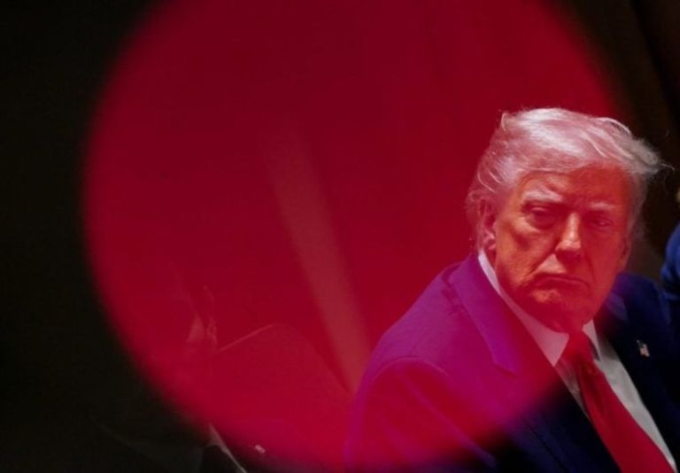 Ο Τραμπ «επιτίθεται» στο Smithsonian: Σχεδιάζει να επαναπροσδιορίσει την αμερικανική κουλτούρα!