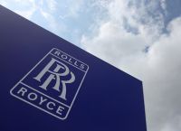 Rolls-Royce: Επιστροφή στην Πολυτέλεια των V12 και Bespoke Μοντέλων