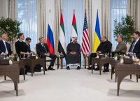 Τέλος των συνομιλιών στο Άμπου Ντάμπι – Καμία ειρηνευτική συμφωνία, αλλά ανοίγει δρόμος για νέες επαφές