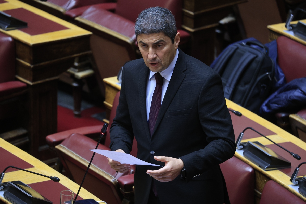 ΠΑΣΟΚ-ΚΙΝΑΛ: “Κατήφορος χωρίς όριο” η τοποθέτηση Αυγενάκη στον αγροτικό φορέα